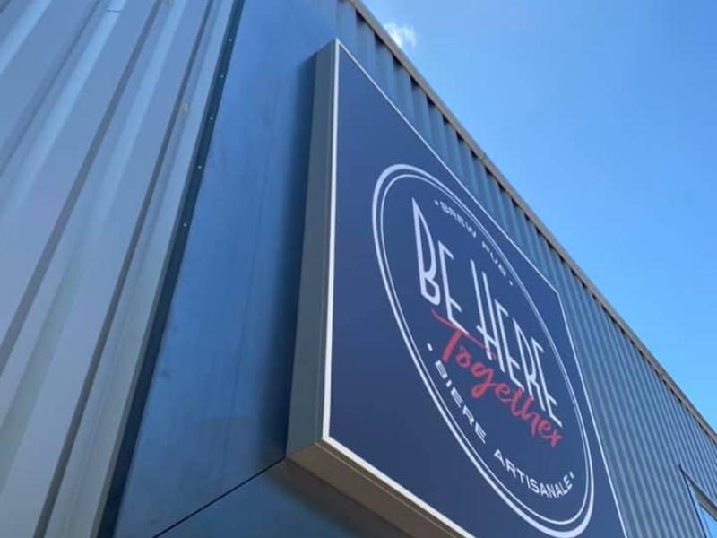 Enseigne caisson magasin