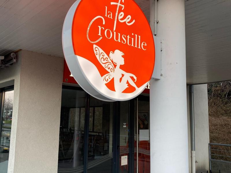 Enseigne drapeau commerce