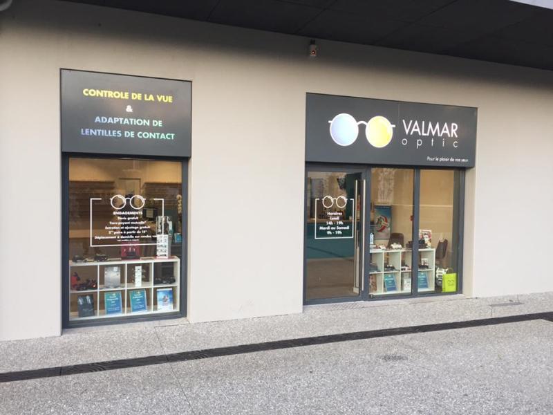 Enseigniste à à Chambéry