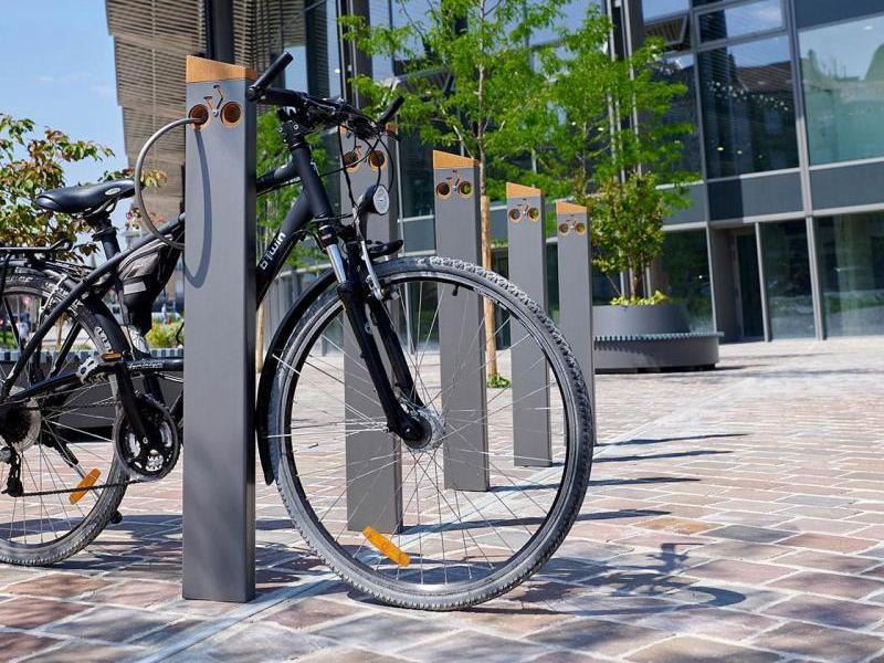 Mobilier urbain velo et moto